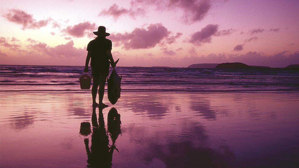 Douceur de vivre sur la plage de Pajinka, au cap York. © Tourism and Events Queensland