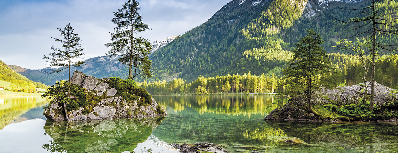 Spring sunrise at Hintersee lake in Alps, Germany