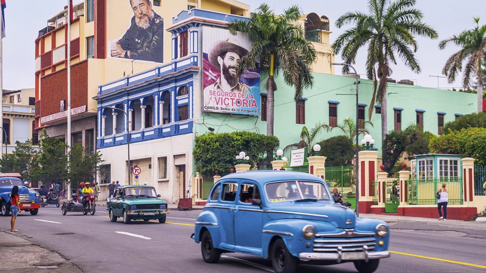 La révolution est devenue aussi poussive que les vieilles Cadillac de La Havane. Mais les Cubains restent fiers d’avoir incarné les idéaux de la révolution anti-impérialiste pendant des décennies.