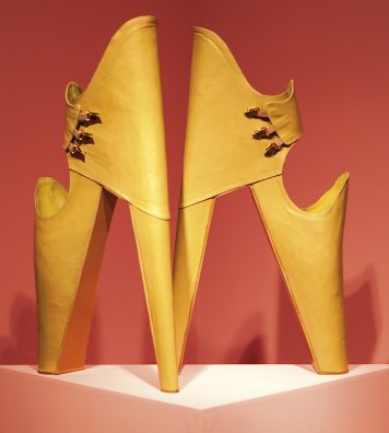 « The shoes », oeuvre de Leanie van der Vyver (1980).