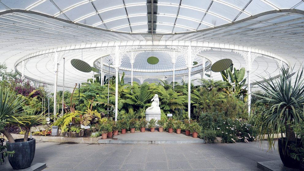 Le Crystal Art Palace de Glasgow. Jeux de courbes et de contre-courbes sur la rotonde de 45 mètres de diamètre pour une des plus belles serres au monde.