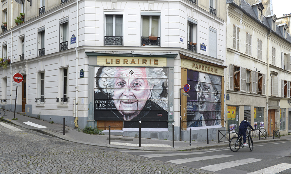 Belleville, Marais, Butte-aux-Cailles. Les artistes de rue sont toujours plus attirés par Paris. Comme Shepard Fairey (en haut), ils sont aujourd’hui très nombreux à s’exprimer sur les cimaises de la ville lumière.