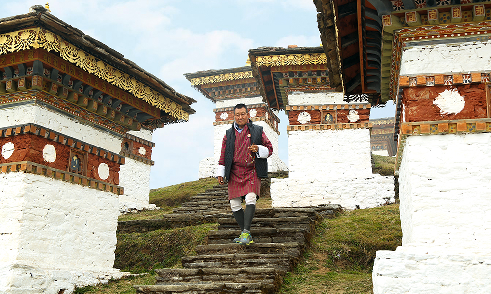 Le fort Dhe Zhabdung Namgyal est le deuxième plus ancien du royaume. Il a été construit à la confluence de deux rivières, l’une considérée comme femelle, l’autre mâle.