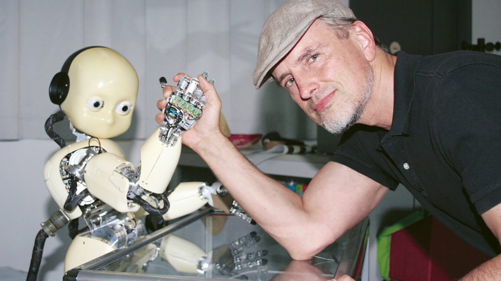 Jürgen Schmidhuber imagine un futur où le robot serait le meilleur ami de l’homme.
