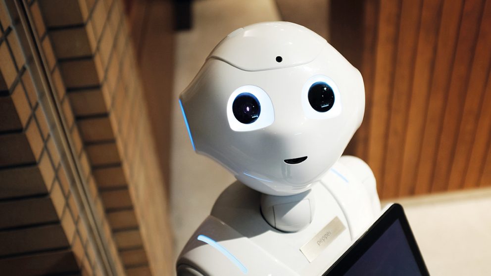 Pepper, le robot d’accueil japonais est capable de reconnaître les émotions de son interlocuteur.