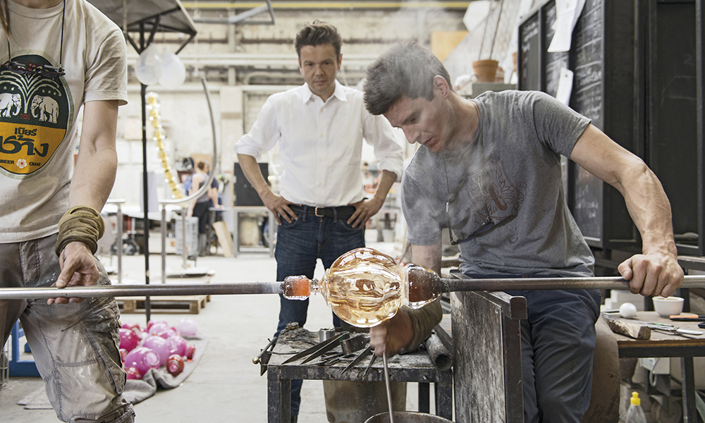 Jean-Michel Othoniel, Matteo Gonet, atelier de soufflage, Glassworks, Münchenstein.