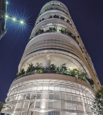 L’immeuble Solaris, imaginé par les Malaisiens Ken Yeang et Tengku Hamzah. Un des bâtiments emblématiques de Singapour, édifié par des pionniers de l’architecture bioclimatique.