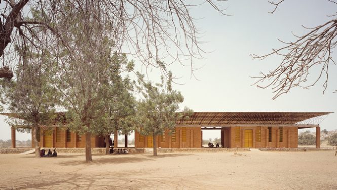 École primaire, Gando (Burkina Faso), 2001