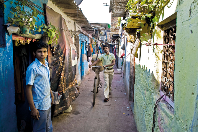 Le bidonville de Colaba.