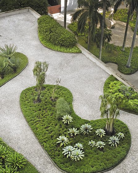 Le jardin du ministère de l’Éducation à Rio de Janeiro.